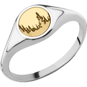 Small Circle signet ring (10mm) in 18K White Gold, with a Thin style band and a Trees engraving.and a 14K Yellow Gold inlay.