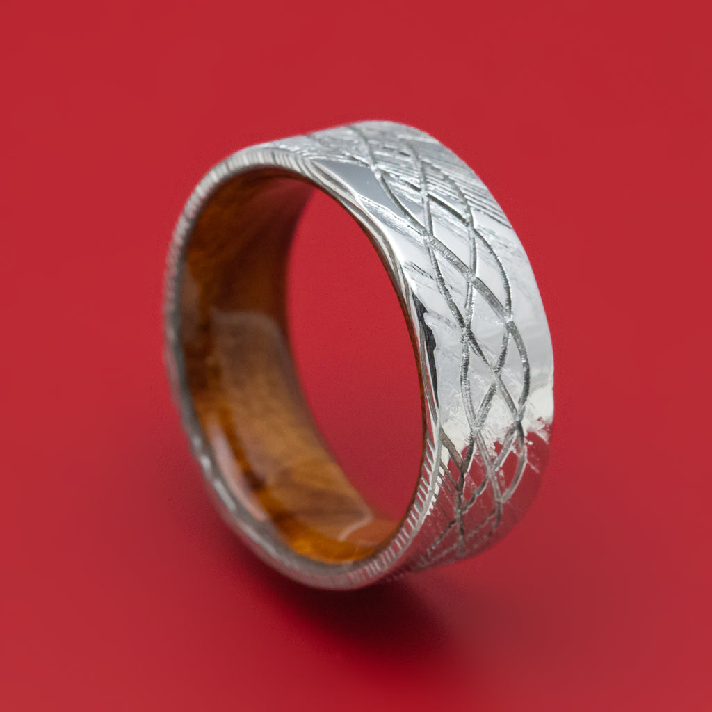 Kuro Damascus Steel Celtic Knot Ring with Wood Sleeve