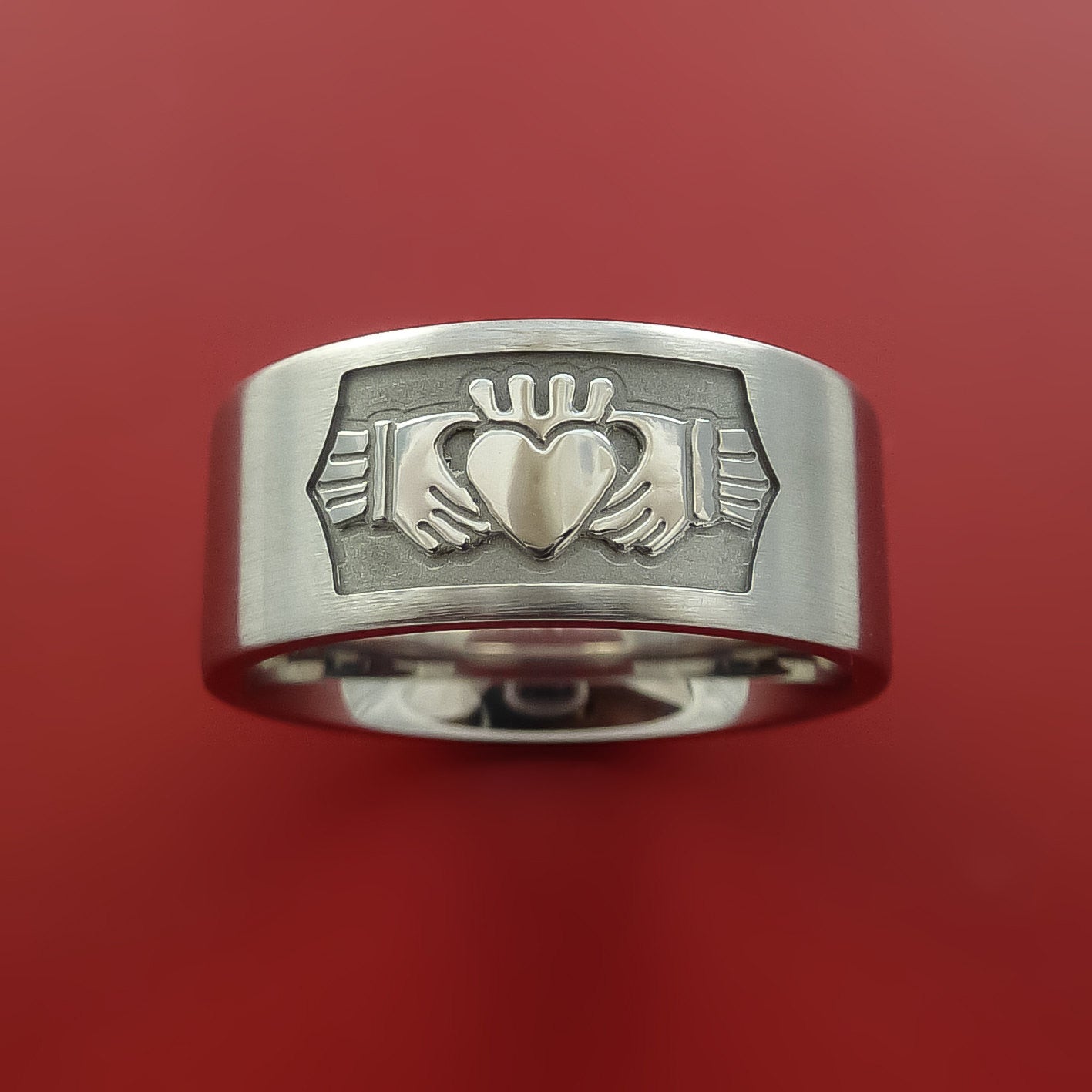 Solvar Emerald Heart Claddagh Ring, 14K Gold - QVC.com